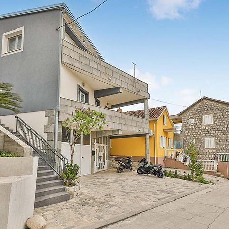 Premium Apartment With Jacuzzi Trogir Exterior foto